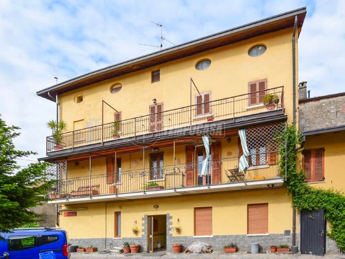 Appartamento bilocale in vendita in Via alla Chiesa, Capiago Intimiano Olmeda, Capiago Intimiano