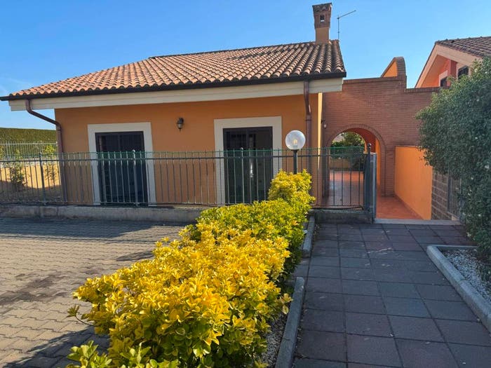 Casa quadrilocale in vendita in Via Finlandia, Cecchina, Albano Laziale