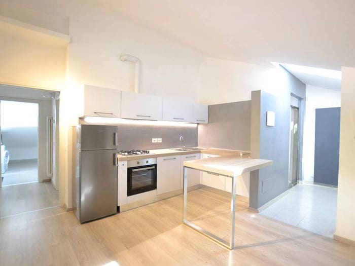 Casa quadrilocale in vendita in Viale Maria Ceccarini, Centro, Riccione