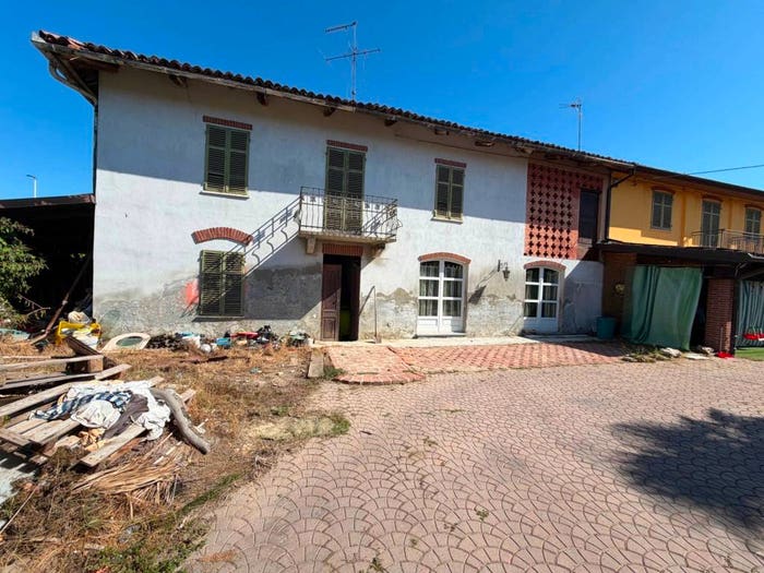 Casa con 6 locali in vendita in Via Scarabosio, Piano Molini D'Isola, Isola d'Asti