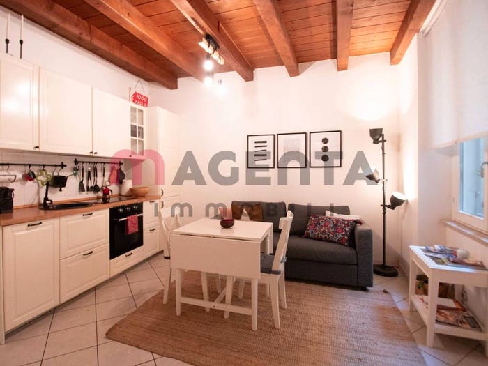 Appartamento trilocale in vendita in Via San Faustino, Castello Via Musei, Brescia