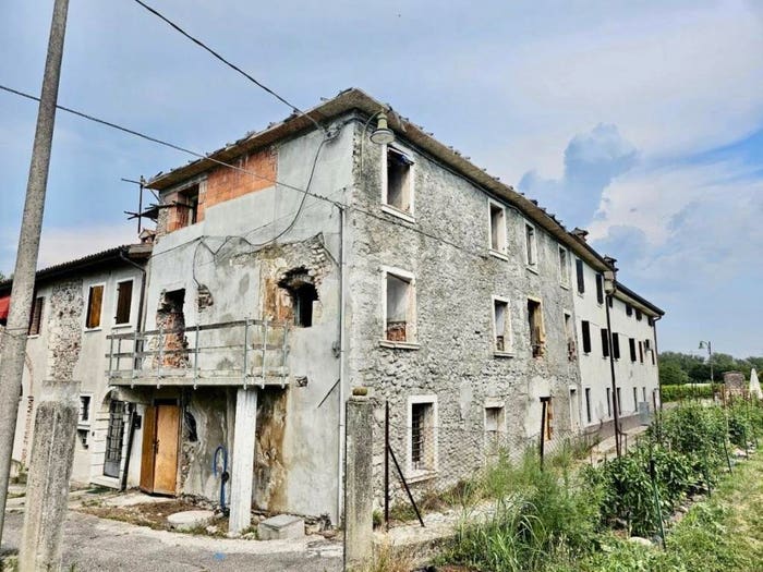 Casa monolocale in vendita in Località Garberia, Pastrengo