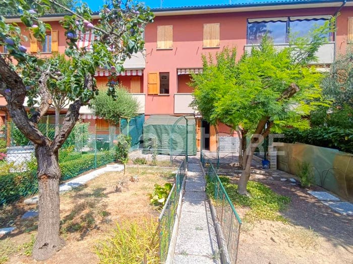 Casa con 5 locali in vendita in Via Degli Olmi, Centro, Castenaso