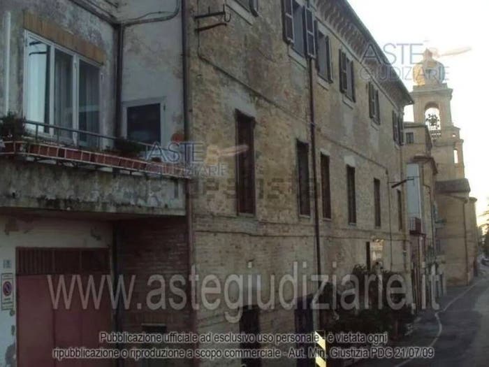 Appartamento con 6 locali in vendita in Via Xviii Settembre, Centro, Castelfidardo
