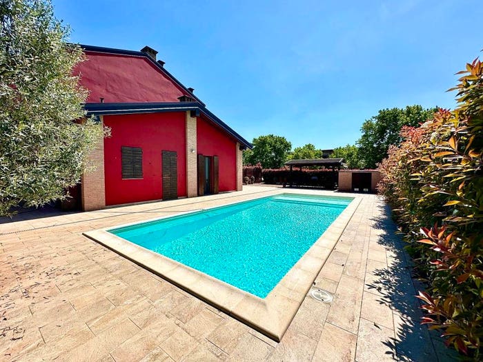 Casa con 6 locali in vendita in Strada Traversante Ravadese, Paradigna Centro Torri, Parma