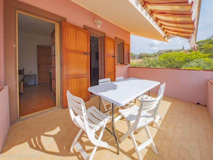Casa con 6 locali in vendita in Via dei Gerani, Solanas, Sinnai