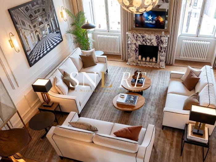 Appartamento con 6 locali in vendita in Via dei Calzaiuoli, Piazza della Repubblica, Firenze