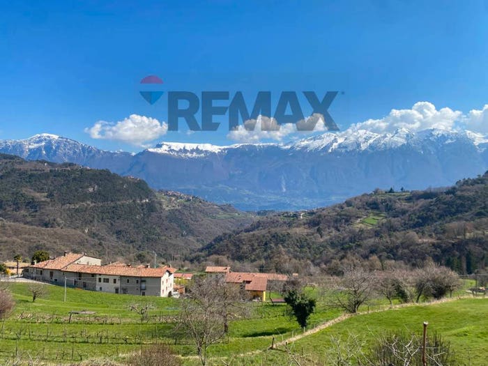 Appartamento bilocale in vendita in Tremosine sul Garda