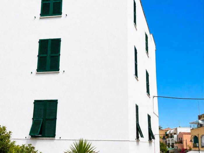 Appartamento con 5 locali in vendita in Via del Capo, Varigotti, Finale Ligure