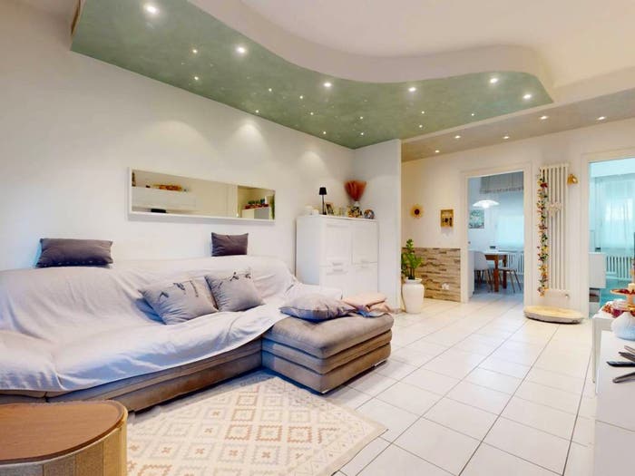 Appartamento quadrilocale in vendita in Via Magliano, Marina di Massa Centro, Massa