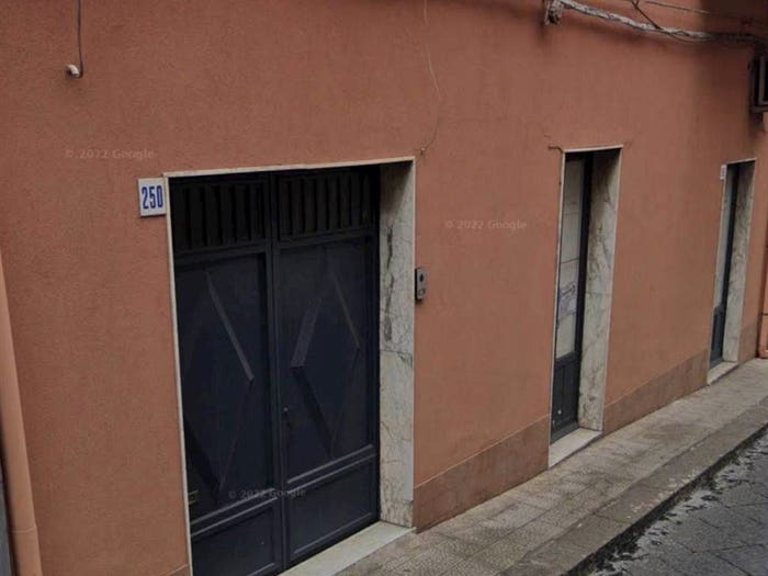 Casa quadrilocale in vendita in Via Vittorio Veneto, Centro, Misterbianco