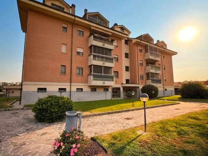 Appartamento bilocale in vendita in Via Privata Rinaldo Cavalli, Centro, Locate di Triulzi