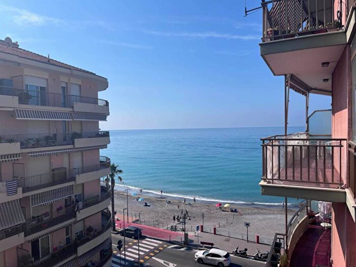 Appartamento quadrilocale in vendita in Centro Città, Ventimiglia
