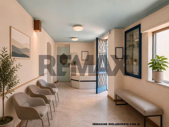 Appartamento con 6 locali in vendita in Corso Italia, Centro, Giarre