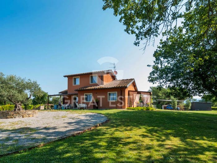 Casa con 6 locali in vendita in Cs Centoia, Cortona