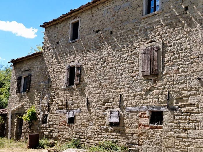 Casa con 5 locali in vendita in Sp Rabbi Strada San Zeno Podere Vigne, Centro, Galeata