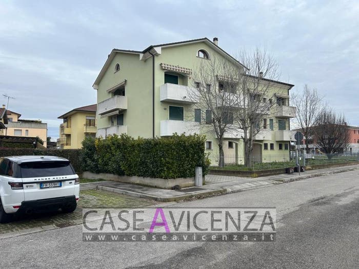 Casa quadrilocale in vendita in Via Giacomo Matteotti, Arlesega, Mestrino