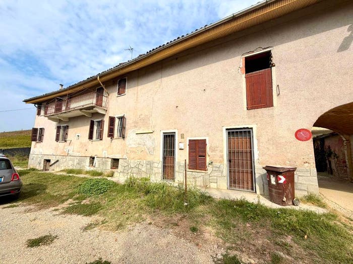 Casa con 5 locali in vendita in Via Prelle, Isola d'Asti