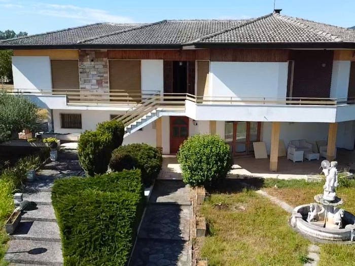 Casa con 6 locali in vendita in Via Motta, Centro, Monselice