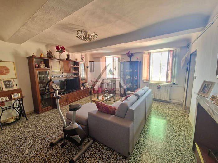 Appartamento con 5 locali in vendita in Via Sant'Andrea, Piazza Anfiteatro Torre Guinigi, Lucca