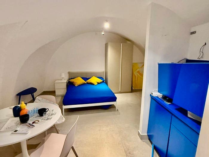 Appartamento monolocale in vendita in Vico San Guido, Chiaia, Napoli
