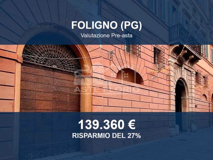 Appartamento trilocale in vendita in Via Antonio Gramsci, Centro Storico, Foligno