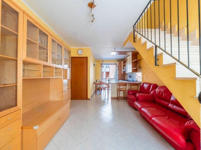 Appartamento trilocale in vendita in Via Guido Rossa, Quercegrossa, Castelnuovo Berardenga
