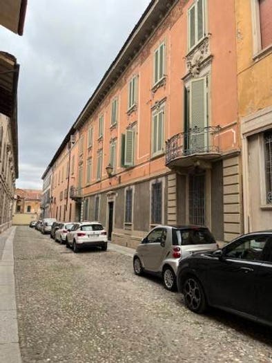 Appartamento monolocale in vendita in Via Giovanni Cadolini, Centro, Cremona