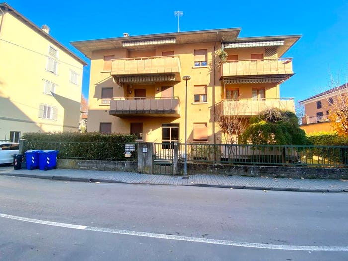 Appartamento quadrilocale in vendita in Via Cesare Battisti, Centro, Langhirano