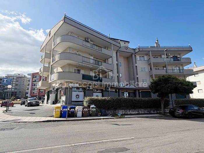 Appartamento con 5 locali in vendita in Via Domenico Maglione, Rossano Stazione, CoriglianoRossano
