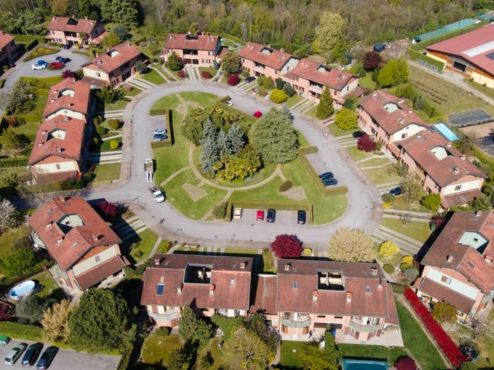 Casa con 6 locali in vendita in Via Monsereno, Centro, Imbersago