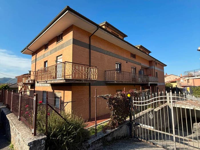 Appartamento con 6 locali in vendita in Via Aprile, Santa Rufina, Cittaducale