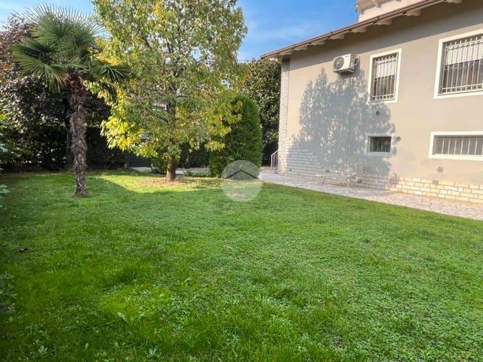 Casa trilocale in vendita in Via Damiano Chiesa, Centro, Castel Mella
