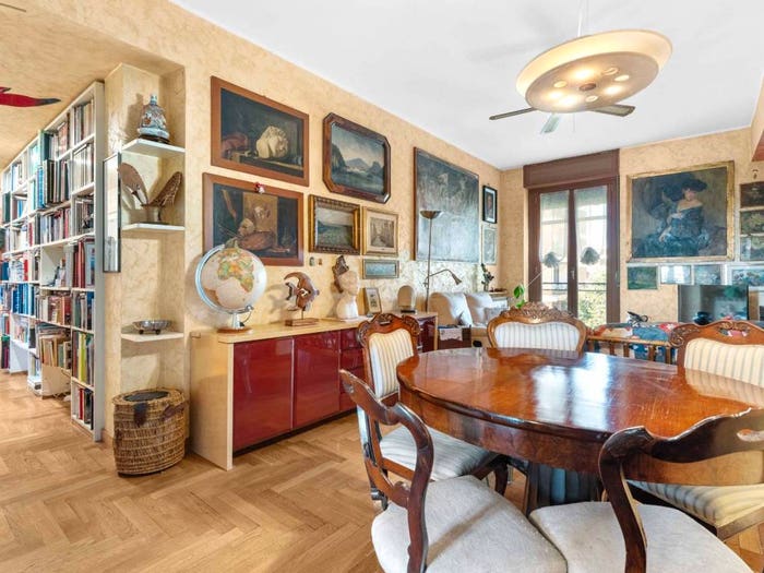 Appartamento trilocale in vendita in Via Santa Rita da Cascia, Barona, Milano
