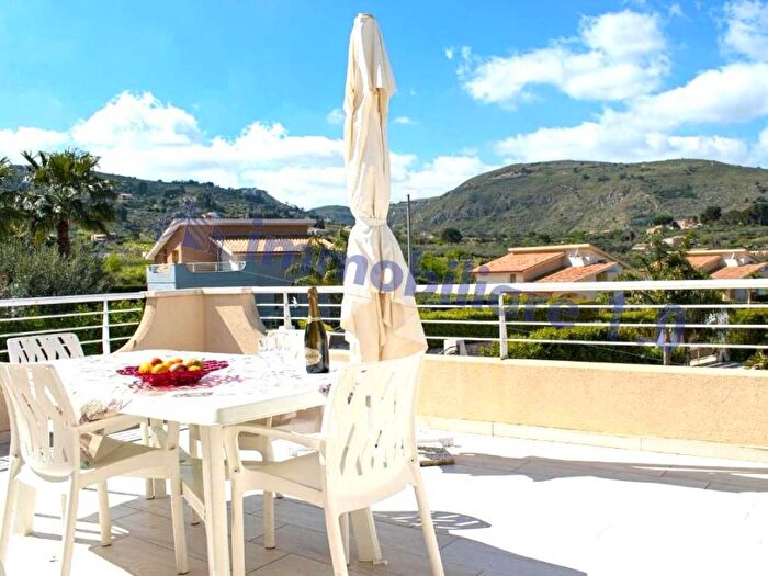 Casa con 6 locali in vendita in CDA FRAGINESI AB, Castellammare del Golfo
