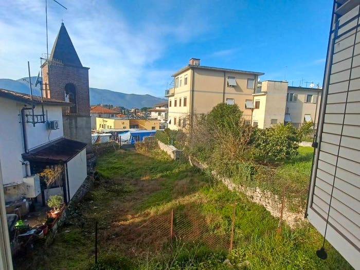 Appartamento quadrilocale in vendita in Viale dell'Auricola, Centro, Amaseno
