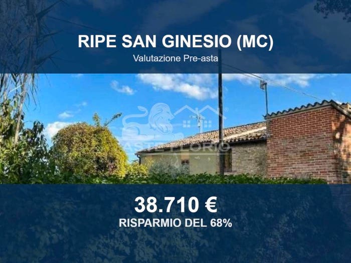 Appartamento con 6 locali in vendita in Contrada Castelrotto, Ripe San Ginesio