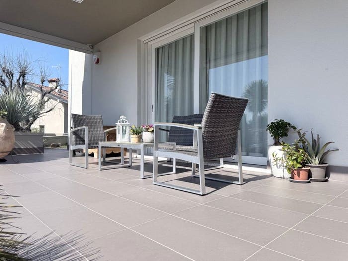 Appartamento con 5 locali in vendita in Via Stradone del Bosco, Montebelluna