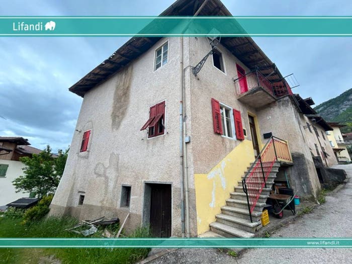 Casa quadrilocale in vendita in Contà