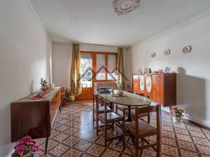 Appartamento con 5 locali in vendita in Viale Della Costituzione, Centro, Pomarance