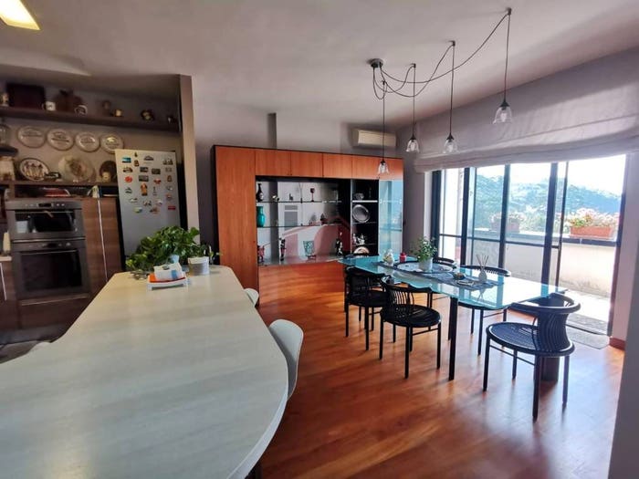 Casa con 5 locali in vendita in Via Angelo Mazzoni, Fratelli Rosselli San Liberatore, Benevento