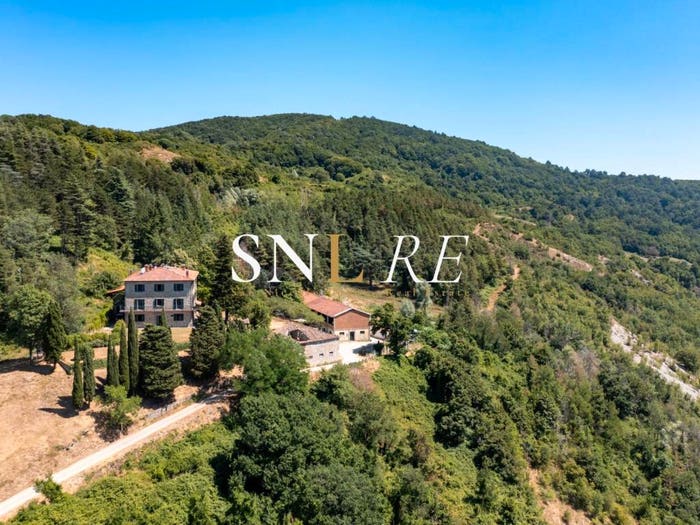 Casa con 6 locali in vendita in Via Aprile, Centro, Borgo San Lorenzo