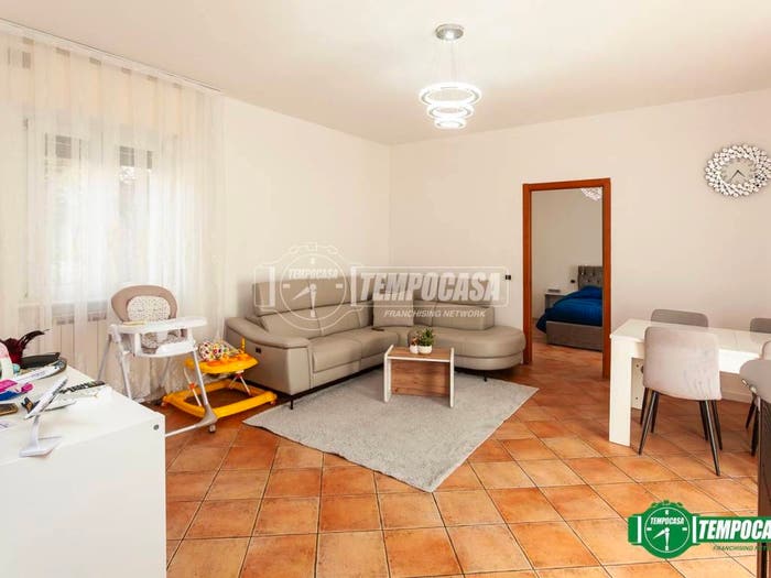Appartamento trilocale in vendita in Via Camillo Golgi, Colognola, Bergamo