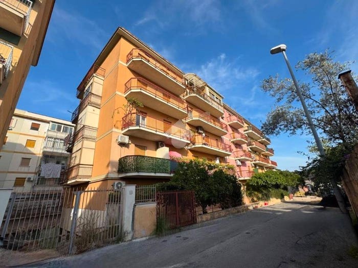 Appartamento trilocale in vendita in Via petrulla, Boccadifalco Baida, Palermo