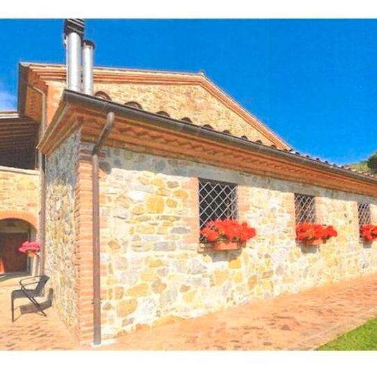 Casa con 6 locali in vendita in Panicale, Centro