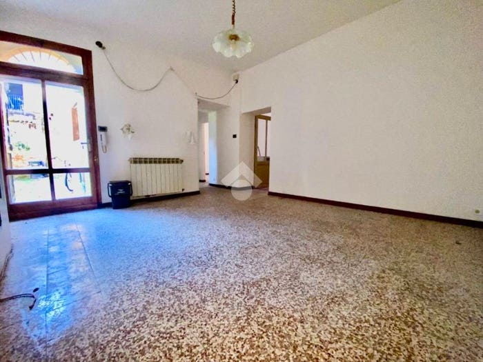 Appartamento con 5 locali in vendita in Via Cavanna, Novi Ligure