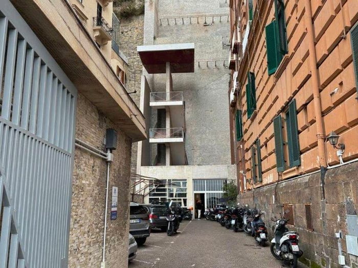 Appartamento con 5 locali in vendita in Via Filippo Palizzi, Vomero, Napoli