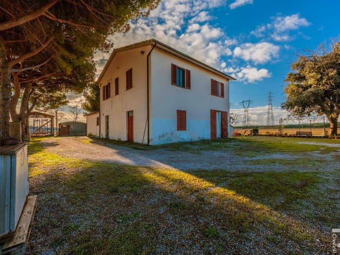 Casa con 5 locali in vendita in Via Piombinese, Campiglia Marittima