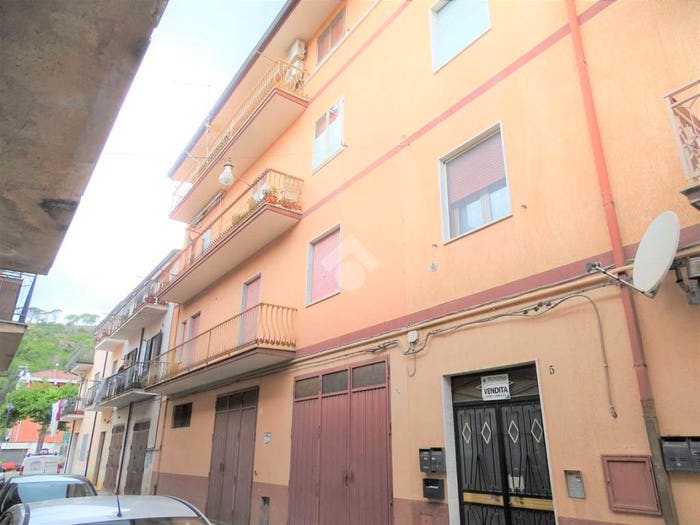 Appartamento quadrilocale in vendita in Via Dei Normanni, Centro, Castrovillari