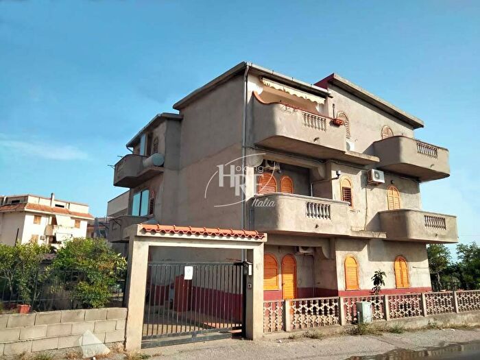 Appartamento con 5 locali in vendita in Via Maggio, Melito Di Porto Salvo